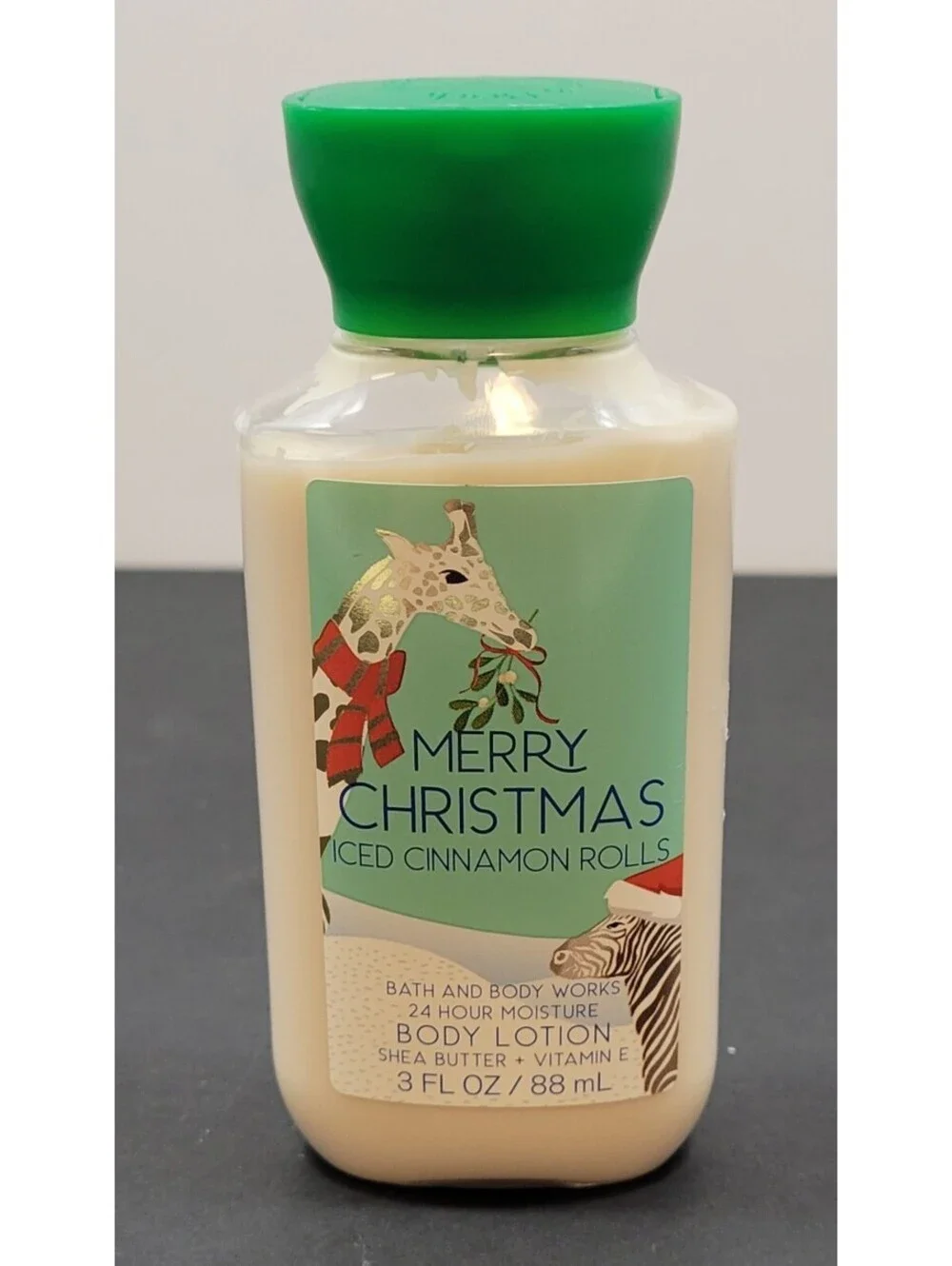New Bath & Body Works 3 oz Merry Christmas Iced Cinnamon Rolls Body Lotion